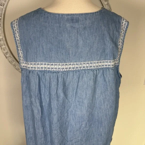 J. Jill Denim Embroidered Floral Chambray Denim Sleeveless Shirt Tank Top XL - Picture 6 of 12